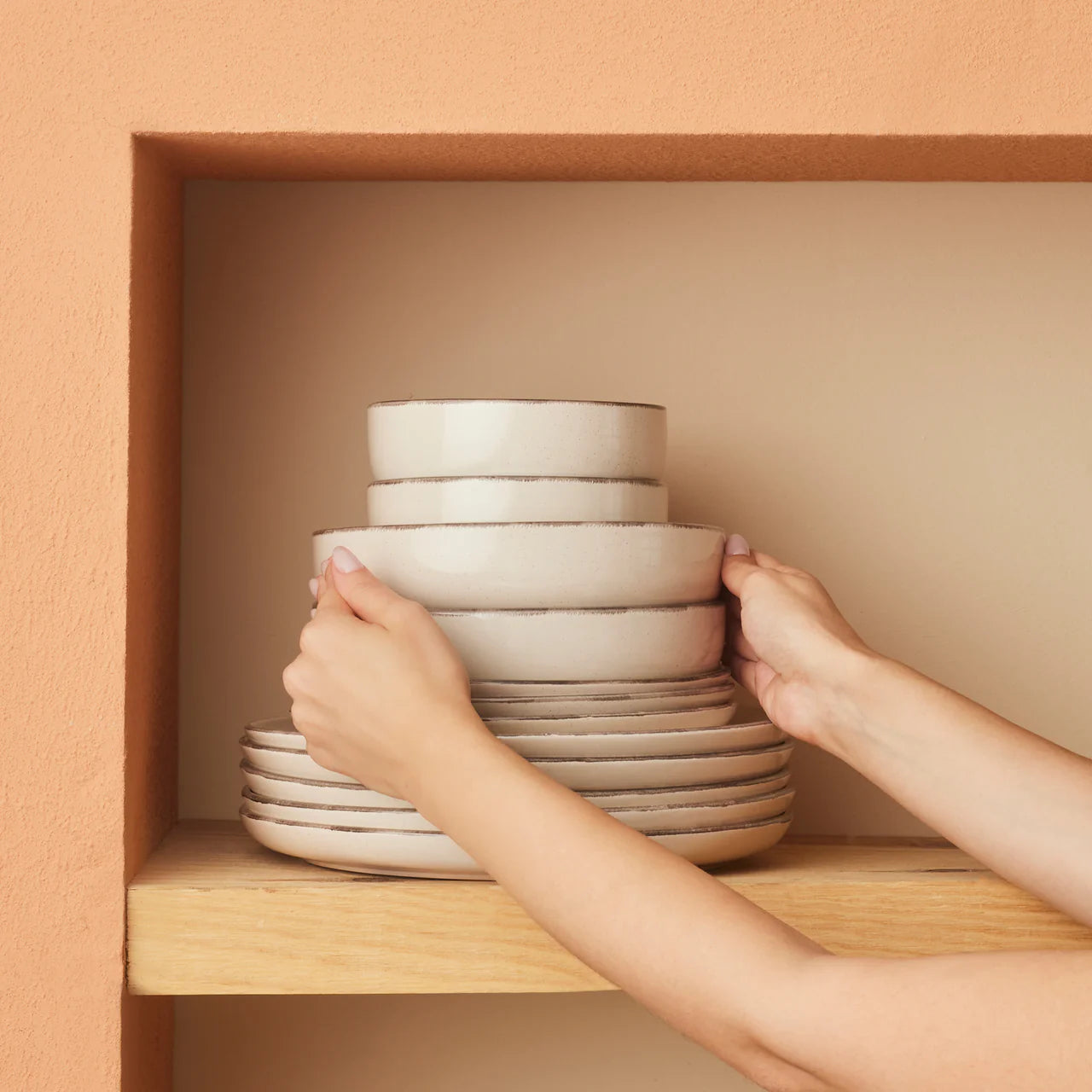 Karaca Monica 24-Parça 6 Kişilik Stoneware Yemek Takımı – Beige