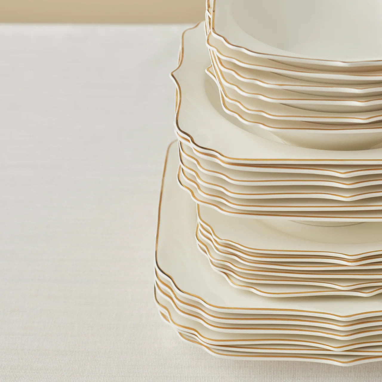 Karaca Stream Bone Vintage 24 Piece Dinner Set for 6 People – Gold