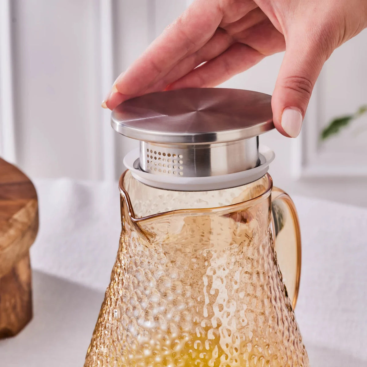 Karaca Luminous Amber 7 Parça Cam Sürahi ve Bardak Seti – 1,8 L Sürahi ve 6 Bardak