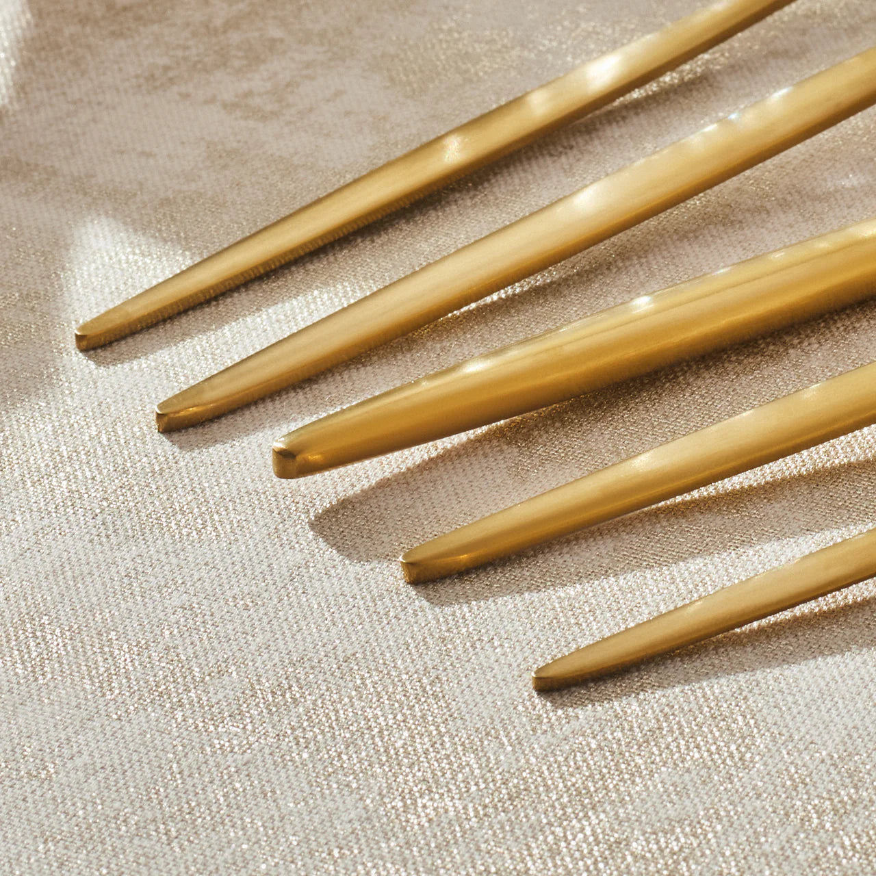 Karaca Lizbon Matte Gold 30 Parça 6 Kişilik Çatal Kaşık Bıçak Takımı