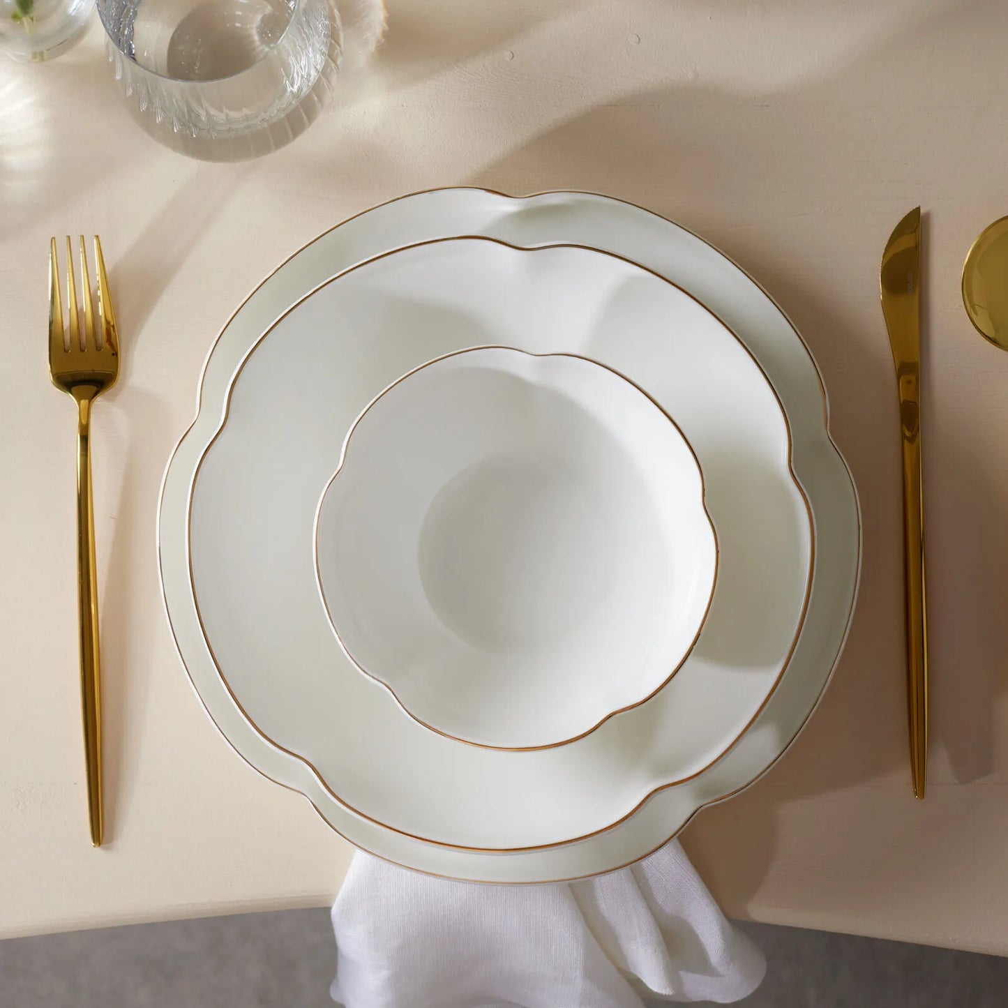 Karaca Flora Gold Porselen 24 Parça 6 Kişilik Yemek Takımı