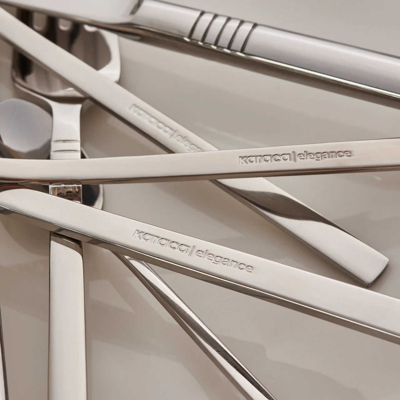 Karaca Nil 91 Stuks 18/10 Roestvrijstalen Vork Lepel Mes Set – Met Serviesset