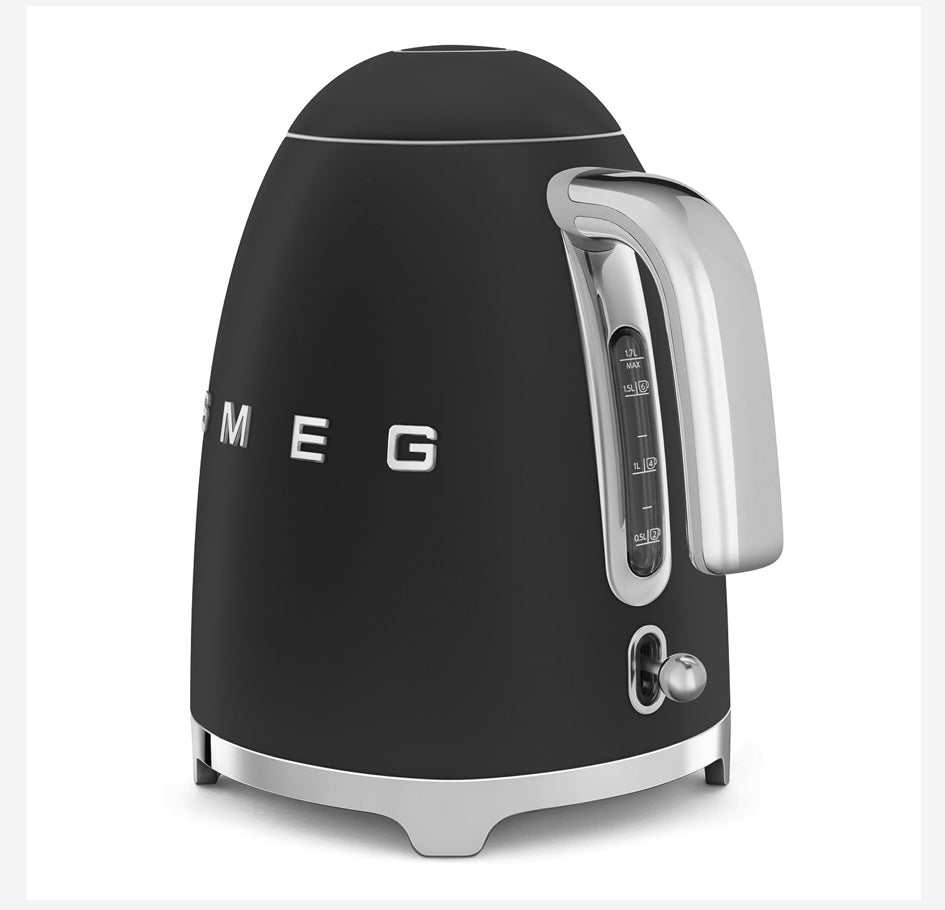 SMEG KLF03BLEU 1.7L Elektrikli Su Isıtıcısı – Soft Opening, Retro Siyah