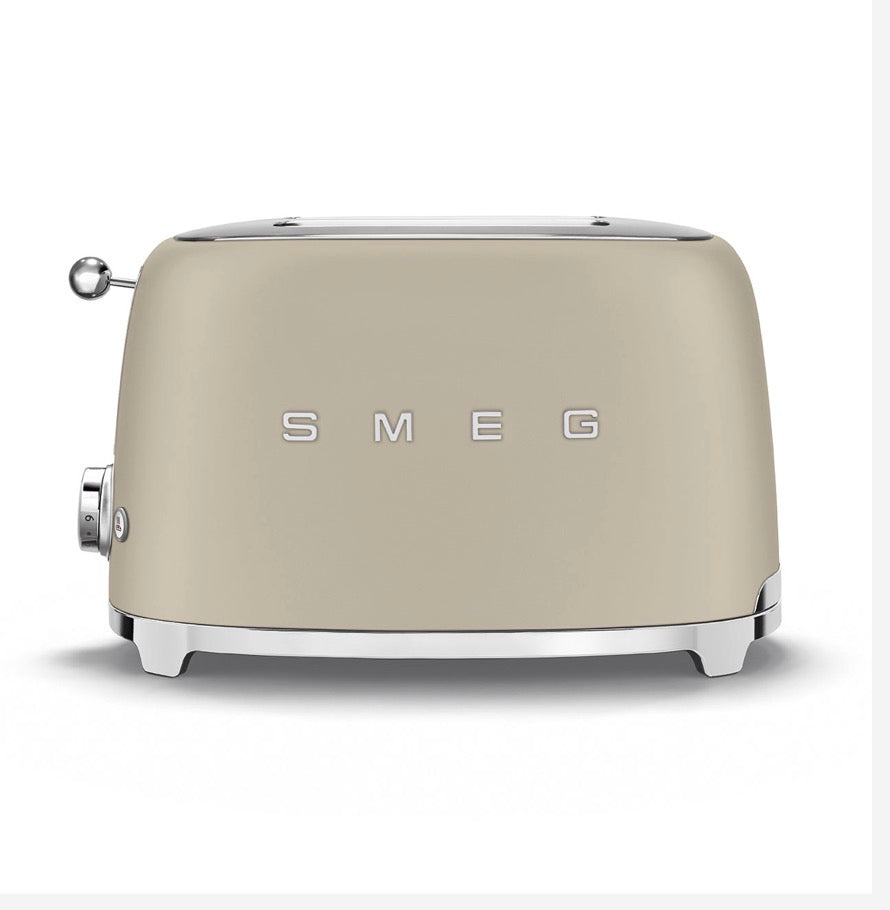 SMEG Ontbijtset Mat Crème 3-delig – Koffiezetapparaat, Waterkoker & Broodrooster