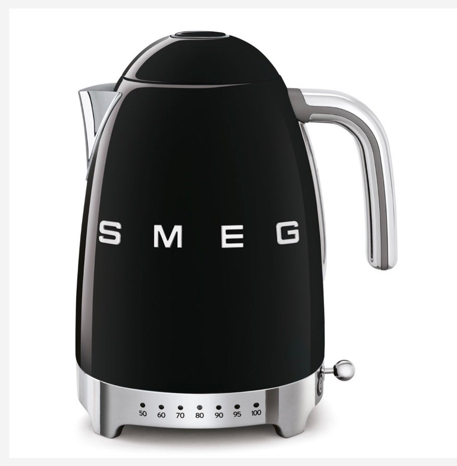 Smeg KLF04BLEU Değişken Sıcaklık Ayarlı Su Isıtıcısı 1,7 L – Siyah (50’ler Serisi)