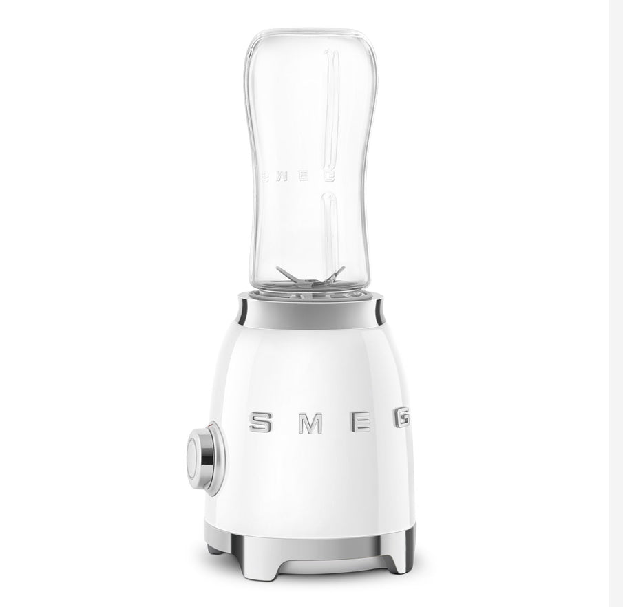 SMEG PBF01WHEU White Personal Blender – 300W, Compact Smoothie Blender with 600ml Tritan Bottle