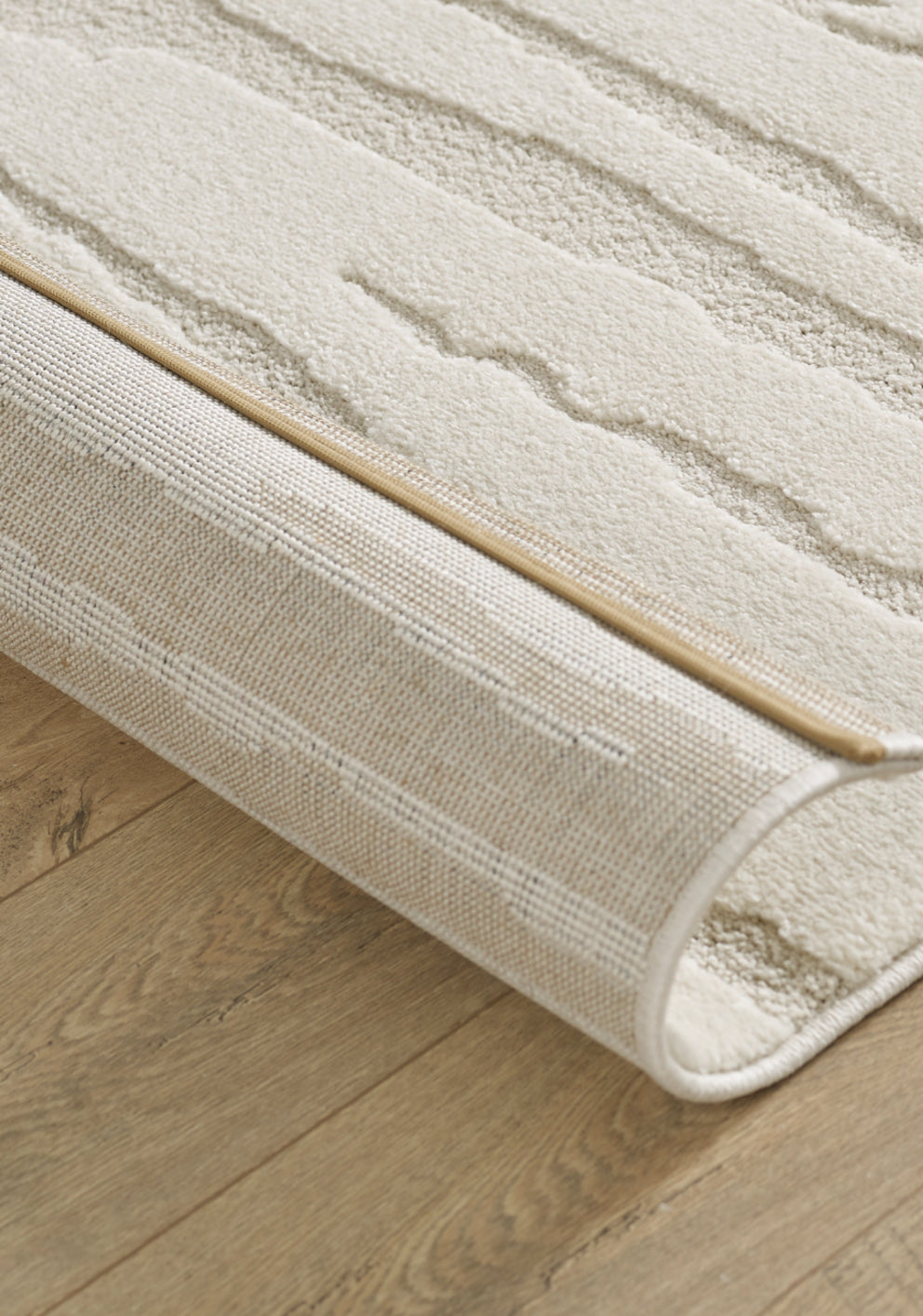 Merinos Elio 2257 60 Cream Halı – Modern Desenli, Yumuşak Dokulu, Dayanıklı Makine Halısı