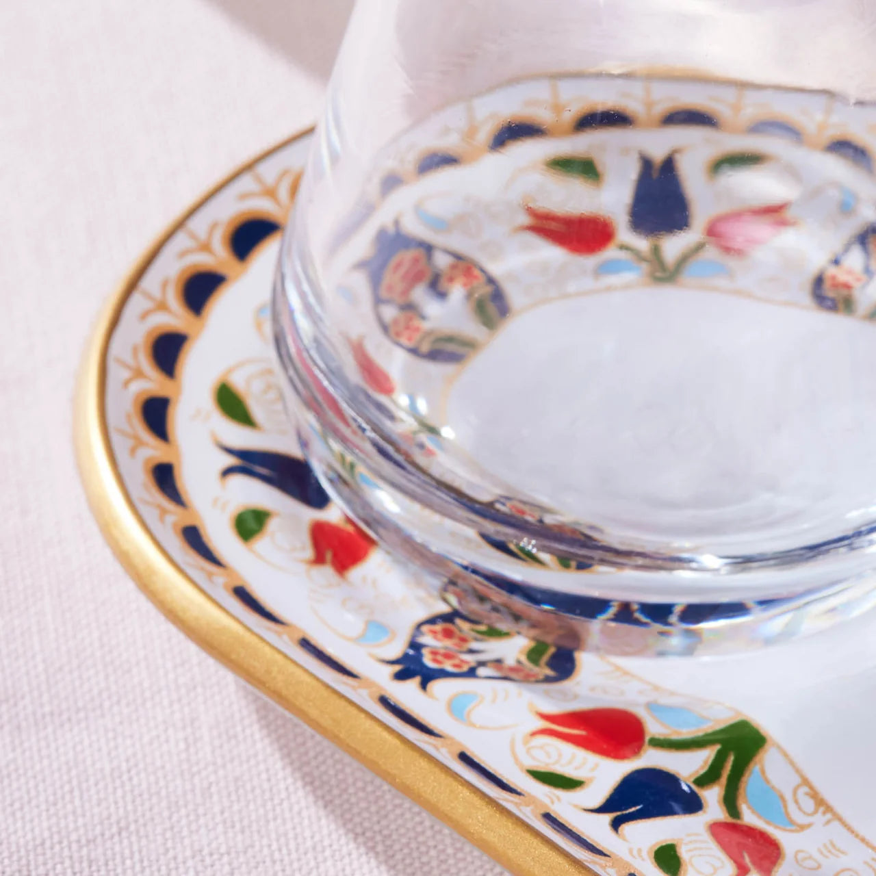 Karaca Tulip 12 Parça 6 Kişilik Çay Fincanı Takımı