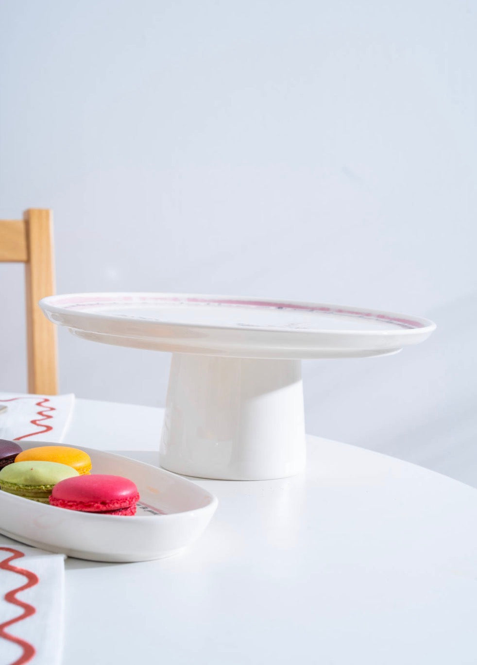 Acar Laila Footed Serving Plate 26 cm – Ceramic Serving and Cake Stand