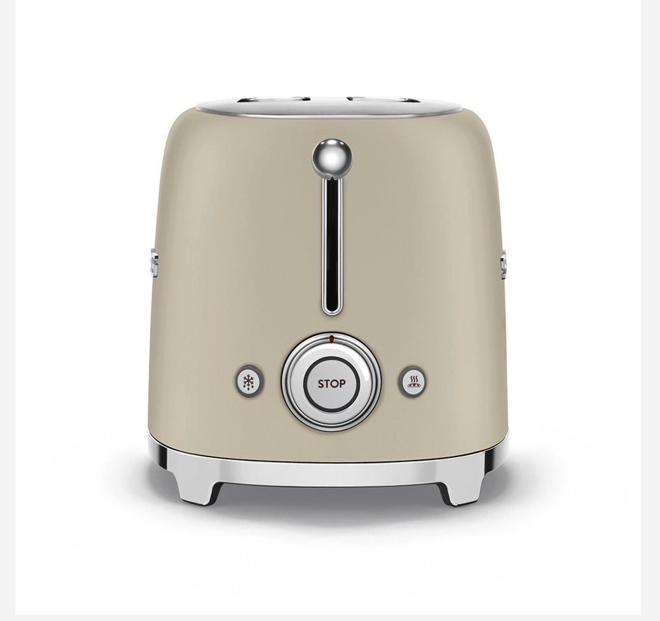 SMEG Ontbijtset Mat Crème 3-delig – Koffiezetapparaat, Waterkoker & Broodrooster