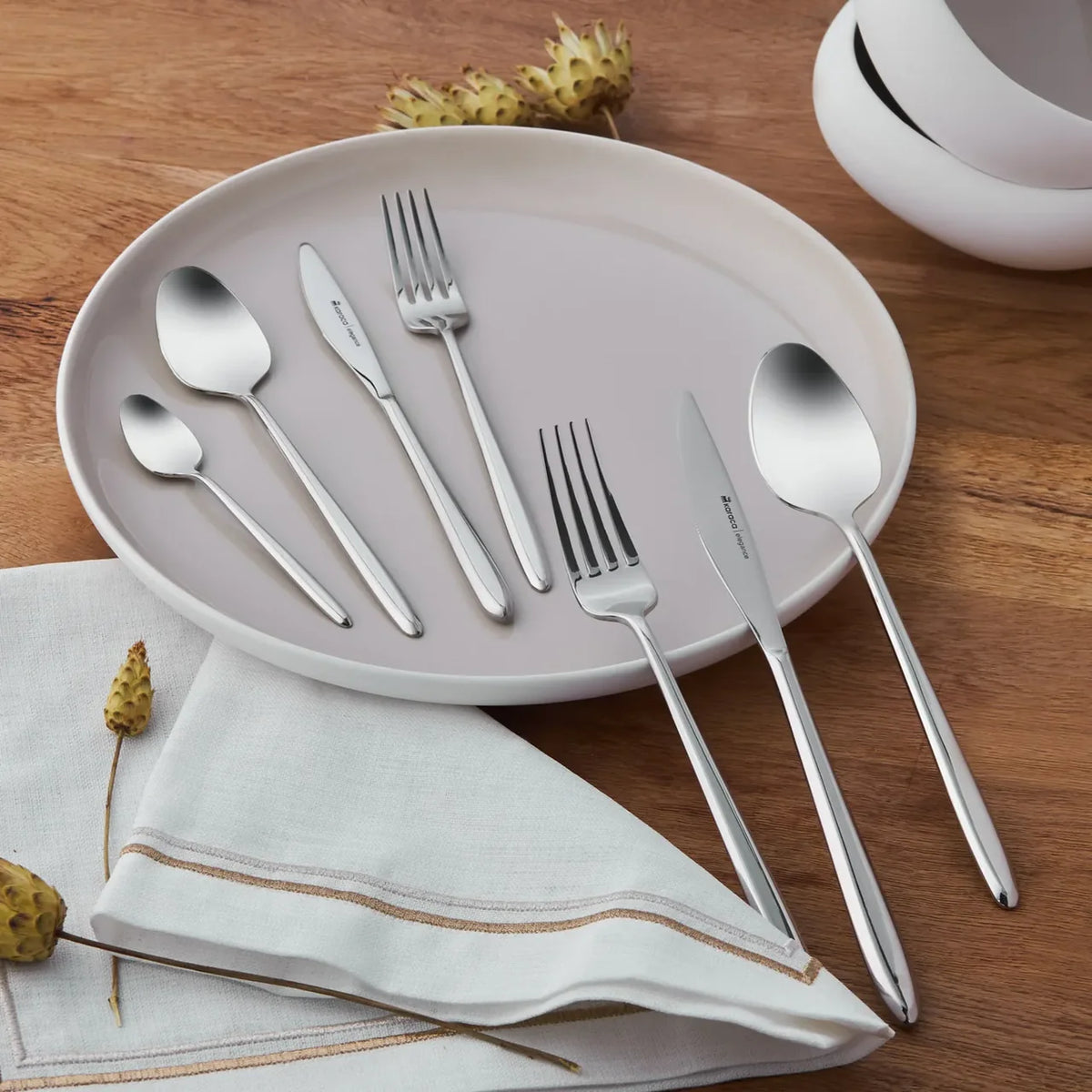 Karaca New Flow 84-Piece 12-Person Cutlery Set – Boxed Flatware Set