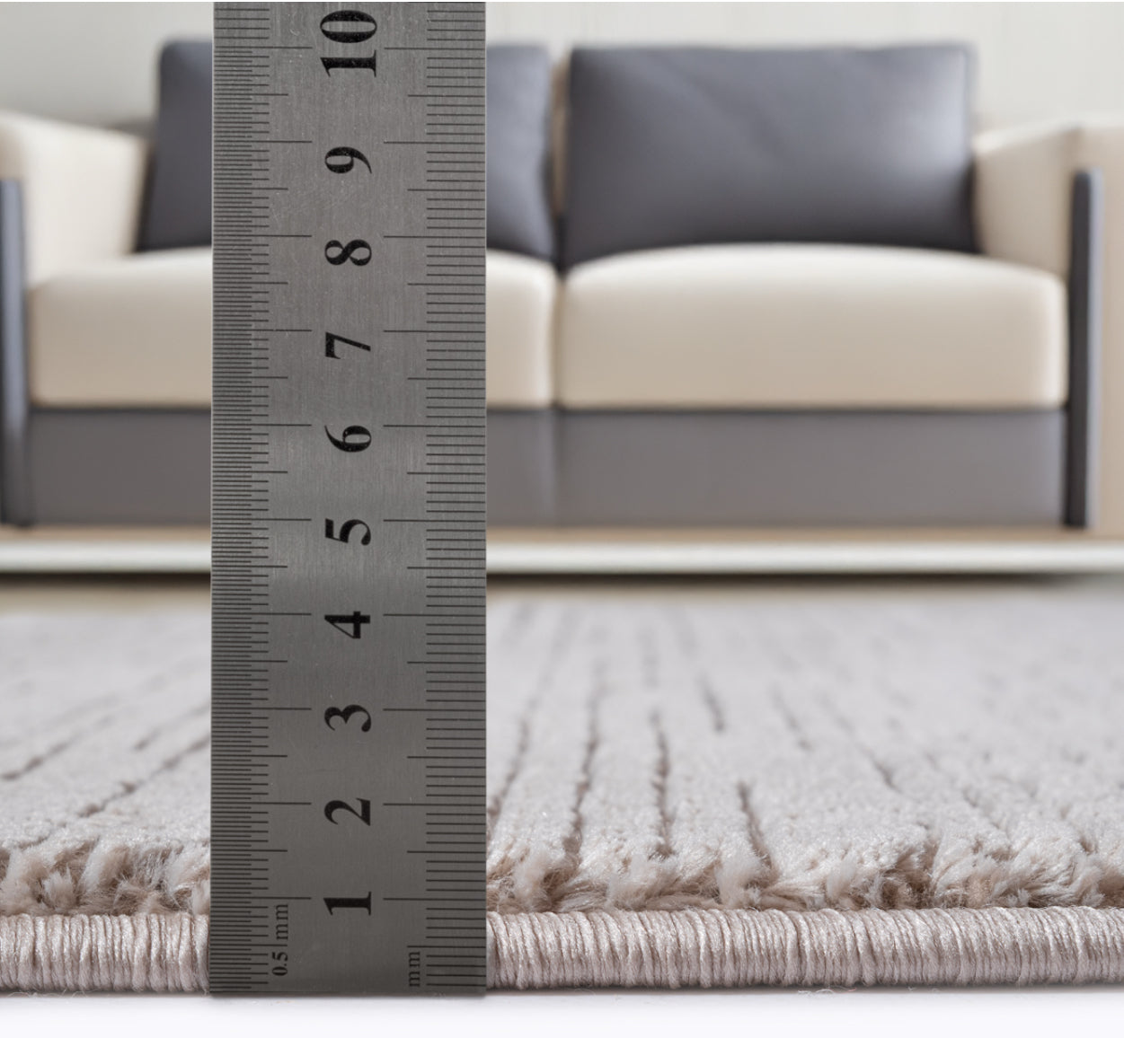 Merinos Sign 1984 Bej Halı – 480.000 İlmekli, Soft Dokulu, Modern Bej Makine Halısı