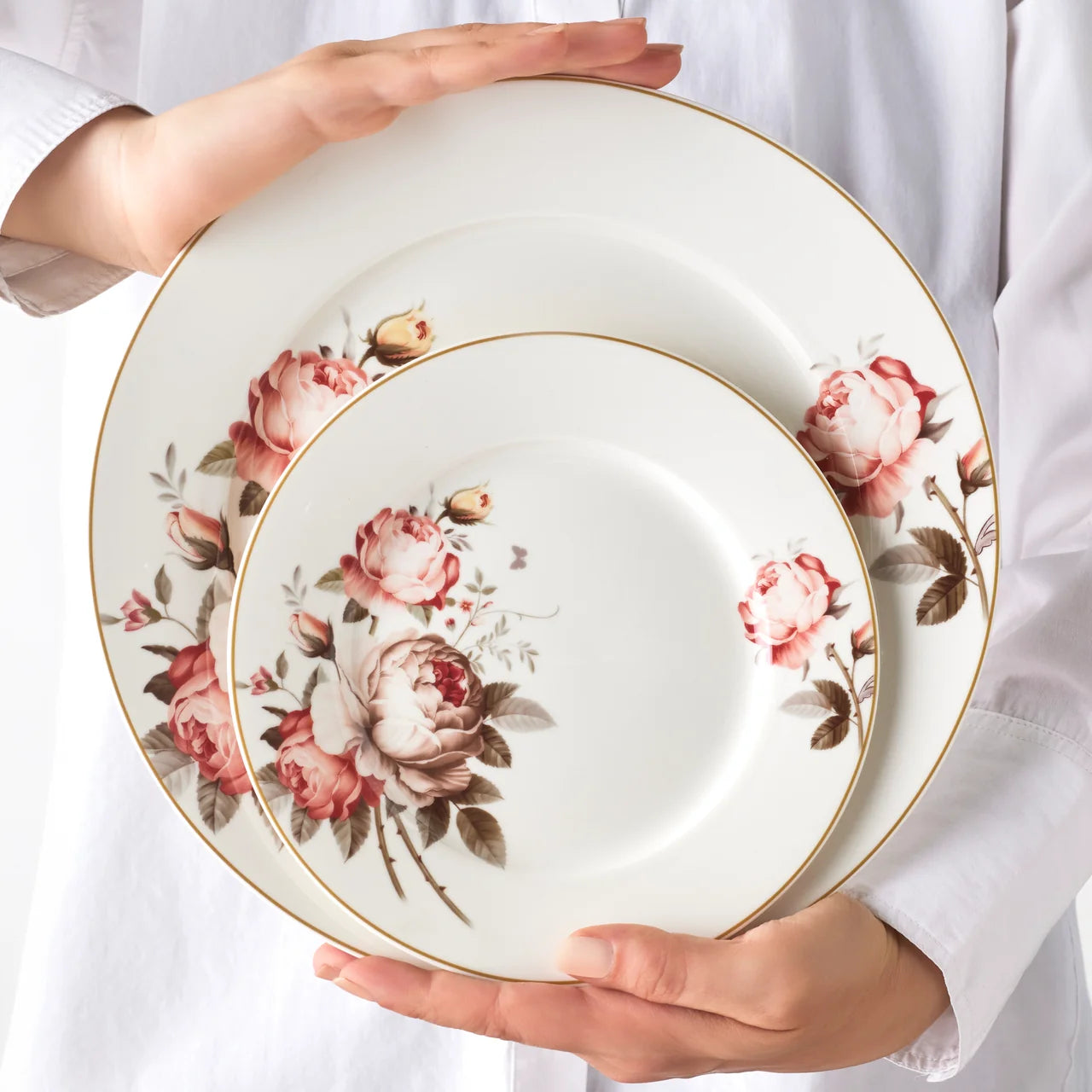 Karaca Bone China Rosie 24 Parça 6 Kişilik Yemek Takımı – Çok Renkli Çiçek Desenli