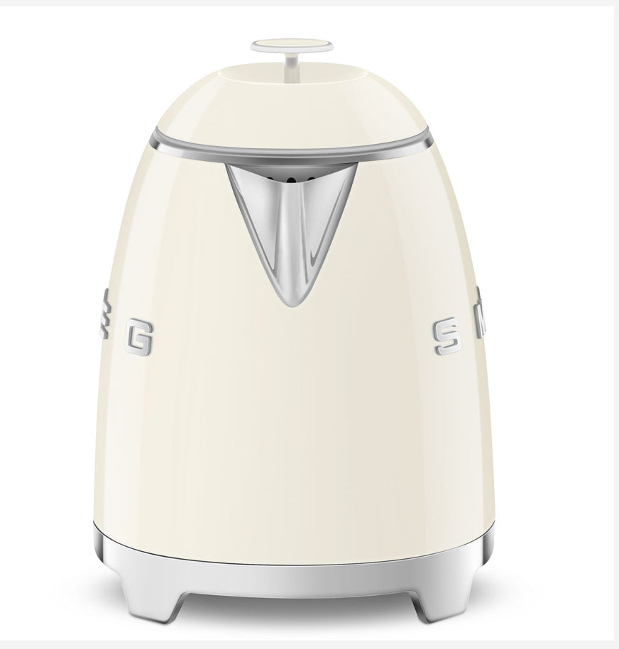 Smeg KLF05CREU Creme Mini Kettle – 0.8 Litre Kompakt Su Isıtıcı