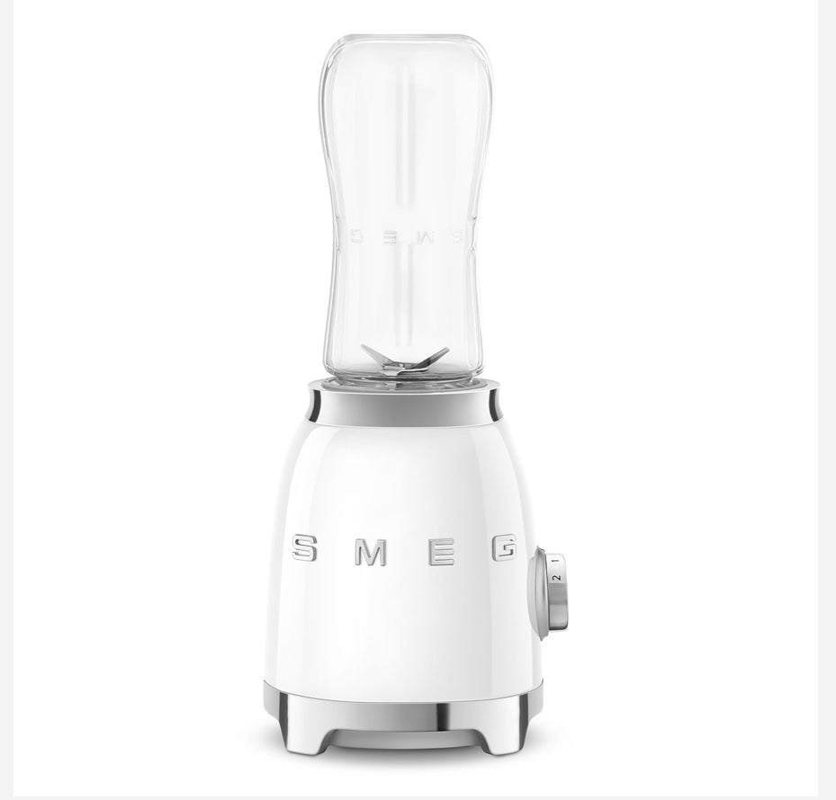 SMEG PBF01WHEU Witte Personal Blender – 300W, Compacte Smoothie Blender met 600ml Tritan Fles