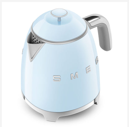 Smeg KLF05PBEU Mini Kettle – 0.8 Litre Kompakt Su Isıtıcı