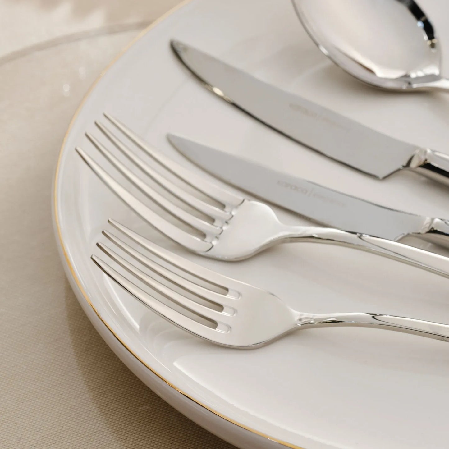 Karaca Elegance Novara 84-delige 12-persoons vork-lepel-mes set – 18/10 roestvrij staal