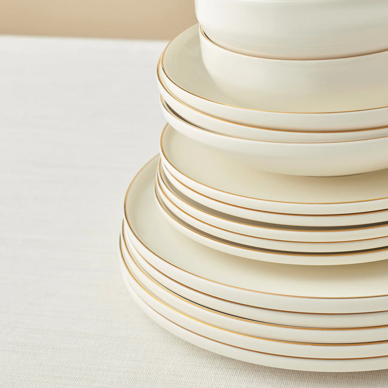 Karaca Stream Bone Meridian 24 Piece Dinner Set for 6 People – Gold