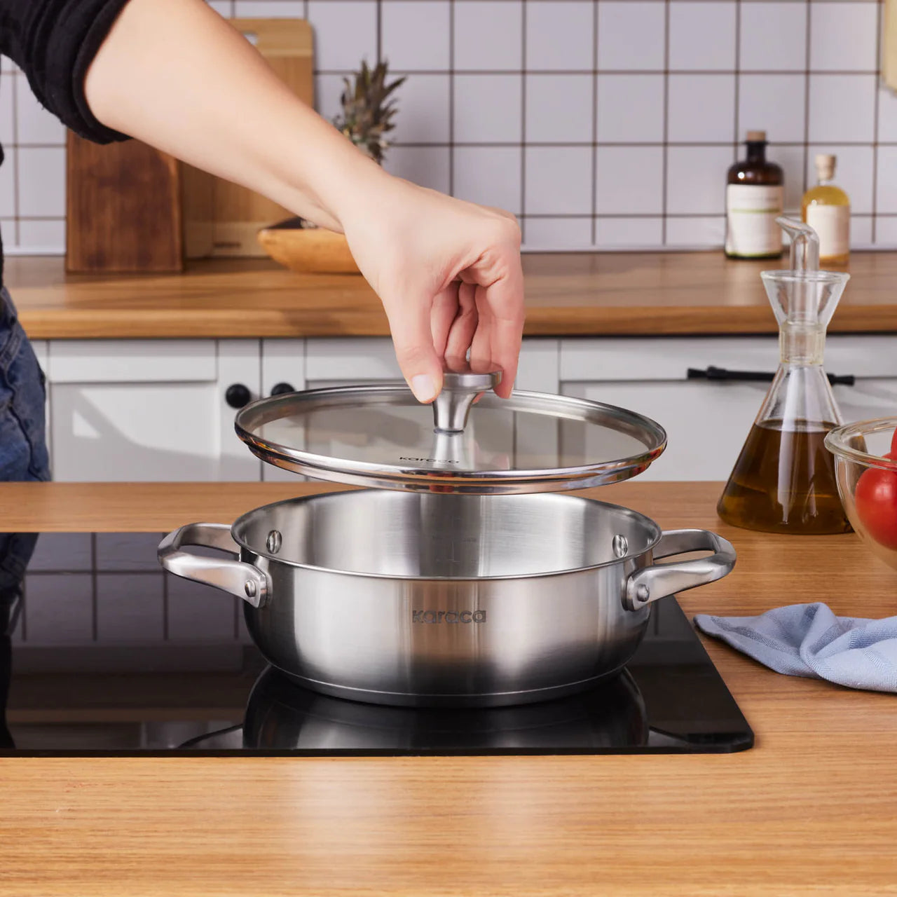 Karaca Elite Paslanmaz Çelik Sığ Tencere 22 cm – İndüksiyon Uyumlu