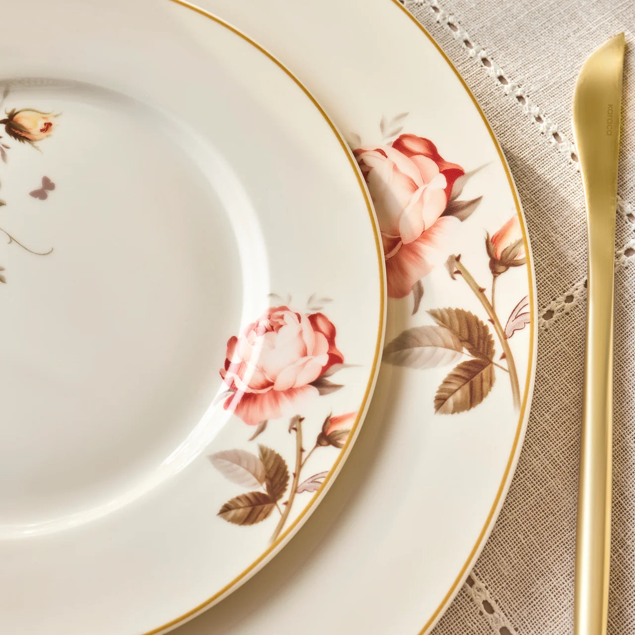 Karaca Bone China Rosie 24 Parça 6 Kişilik Yemek Takımı – Çok Renkli Çiçek Desenli
