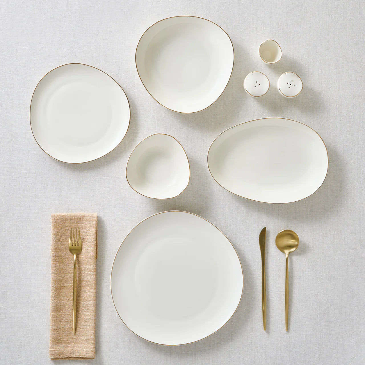 Karaca Stream Bone Middle 53 Piece Dinner Set for 12 People – Gold