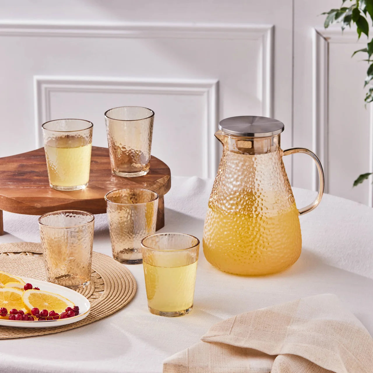 Karaca Luminous Amber 7 Parça Cam Sürahi ve Bardak Seti – 1,8 L Sürahi ve 6 Bardak
