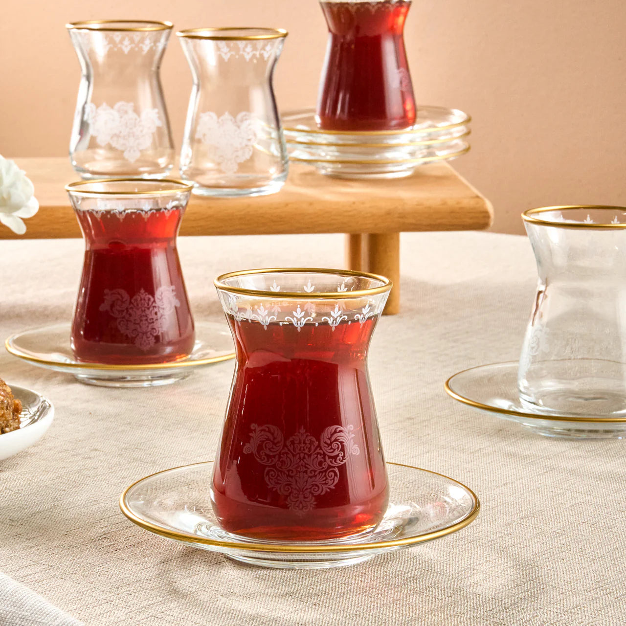 Karaca Gent 12 Piece Tea Set for 6 People – Gold