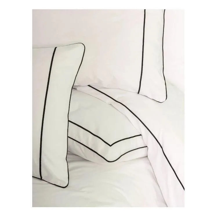 Coton Box Mahur Çift Kişilik Nevresim Takımı – %100 Pamuk, Düz Desen, Lastiksiz Çarşaf-Yatak Odasi-Prenseshome Leyweg-Prenseshome Leyweg