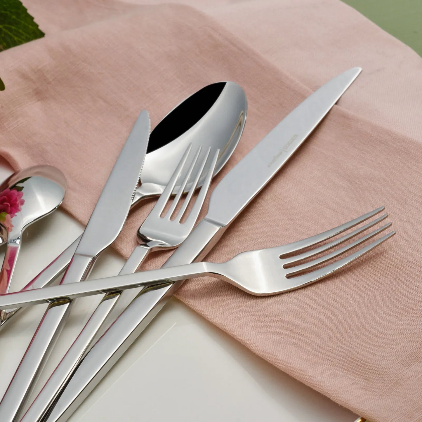 Karaca Elegance Pallas Platin 84 Parça 12 Kişilik Paslanmaz Çelik Sofra Takımı-Sofra ürünleri-Prenseshome Leyweg-Prenseshome Leyweg