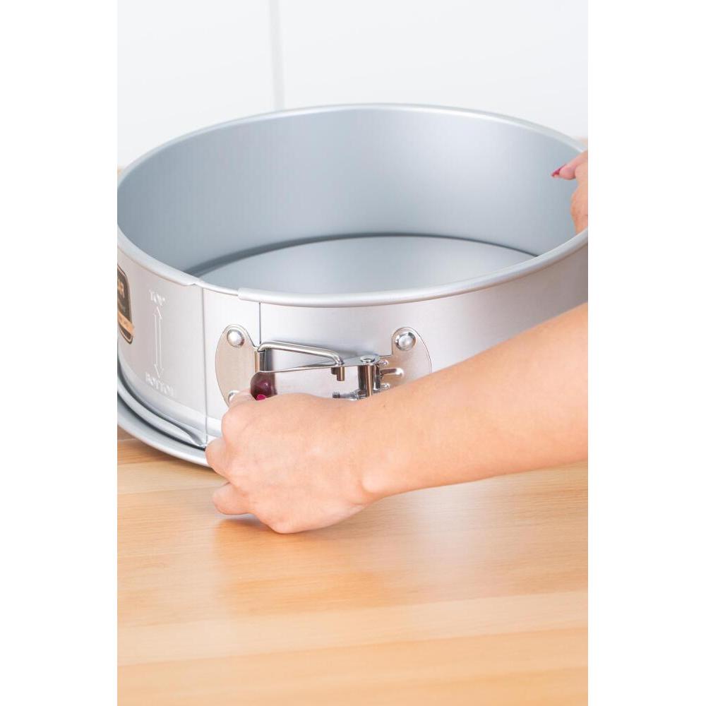 Şeflerin Tercihi Kelepçeli Kek Kalıbı 24.3x9.5 cm-mutfak urunleri-Prenseshome Leyweg-Prenseshome Leyweg