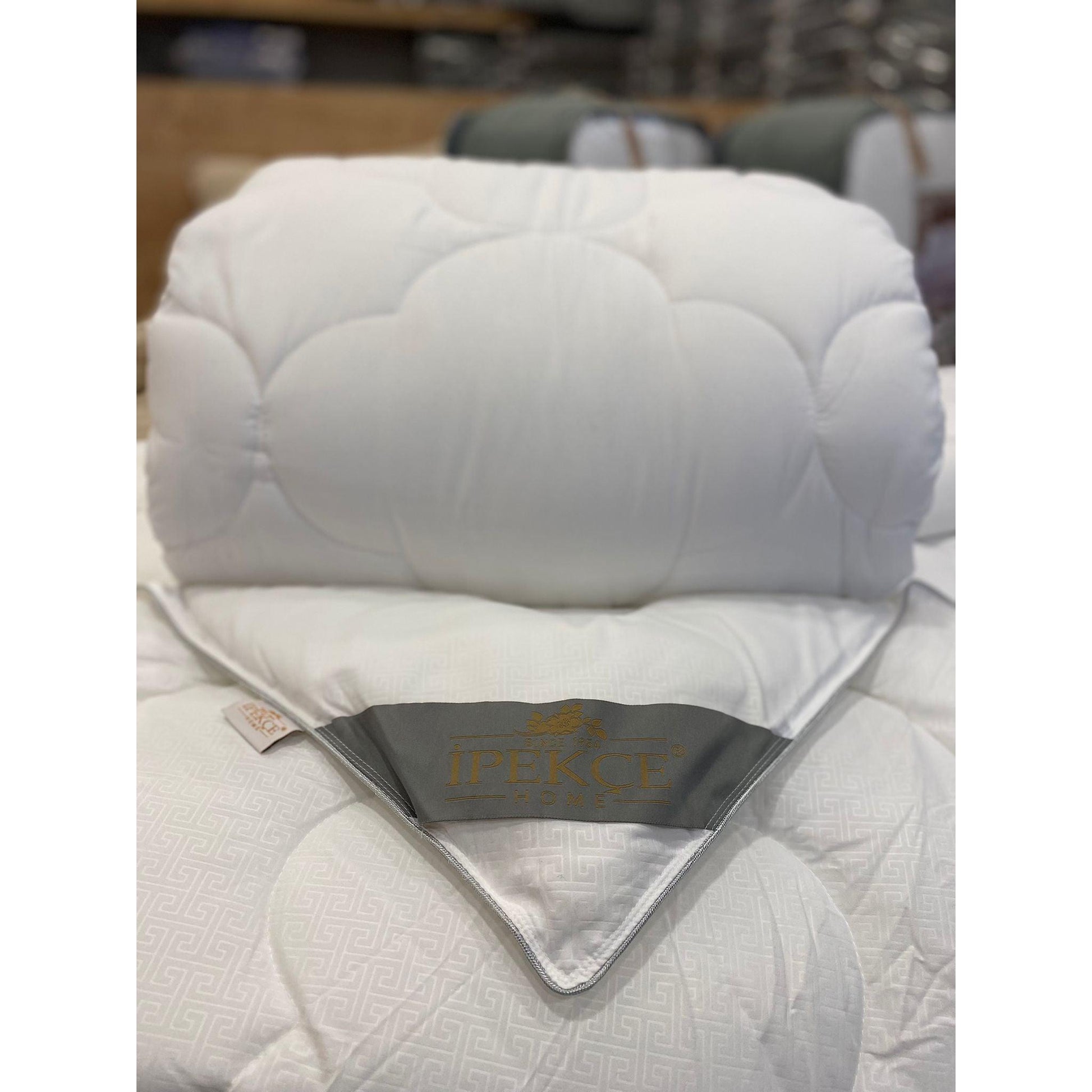 İpekçe Home Ultra Embos microfiber yorgan-Yatak Odasi-Prenseshome Leyweg-Tek Kisilik 155*215-Prenseshome Leyweg