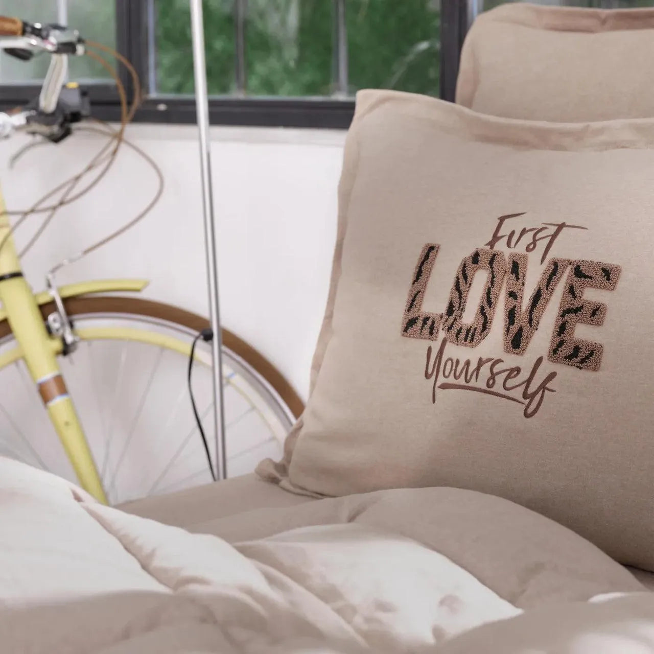 Karaca Home Motto Cotton Comfort Çift Kişilik Uyku Seti – Bej-Yatak Odasi-Prenseshome Leyweg-Prenseshome Leyweg