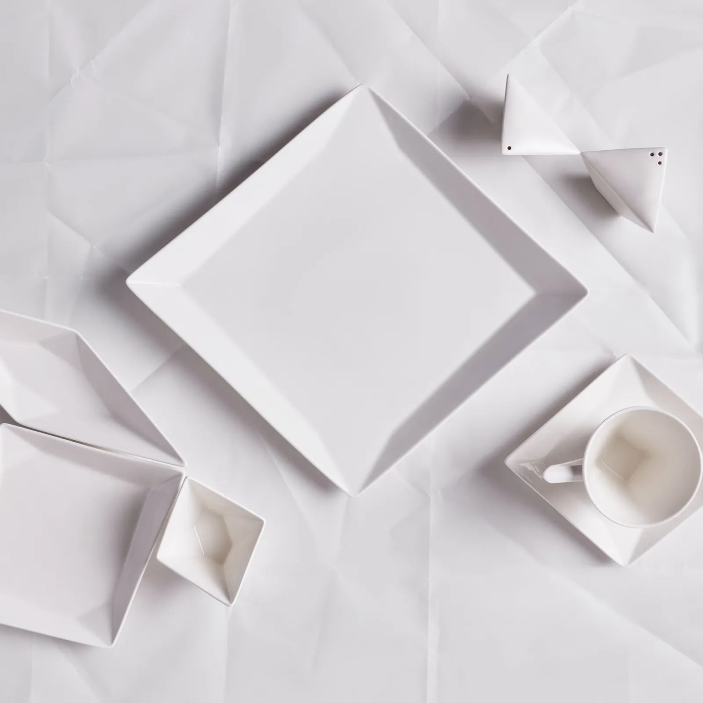 Karaca Origami 26 Parça Porselen Kahvaltı Seti – Kare Tasarım, Good Design Ödüllü-Yemek Takimi-Prenseshome Leyweg-Prenseshome Leyweg