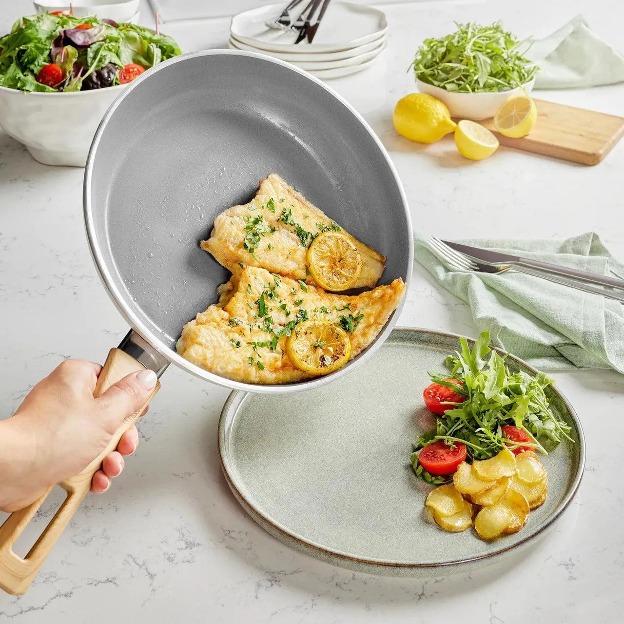 Karaca Swiss Crystal 30 cm Kızartma Tavası Krem – Temmuz Kampanyası: 1 Al 2 Gönderim-mutfak urunleri-Prenseshome Leyweg-Prenseshome Leyweg