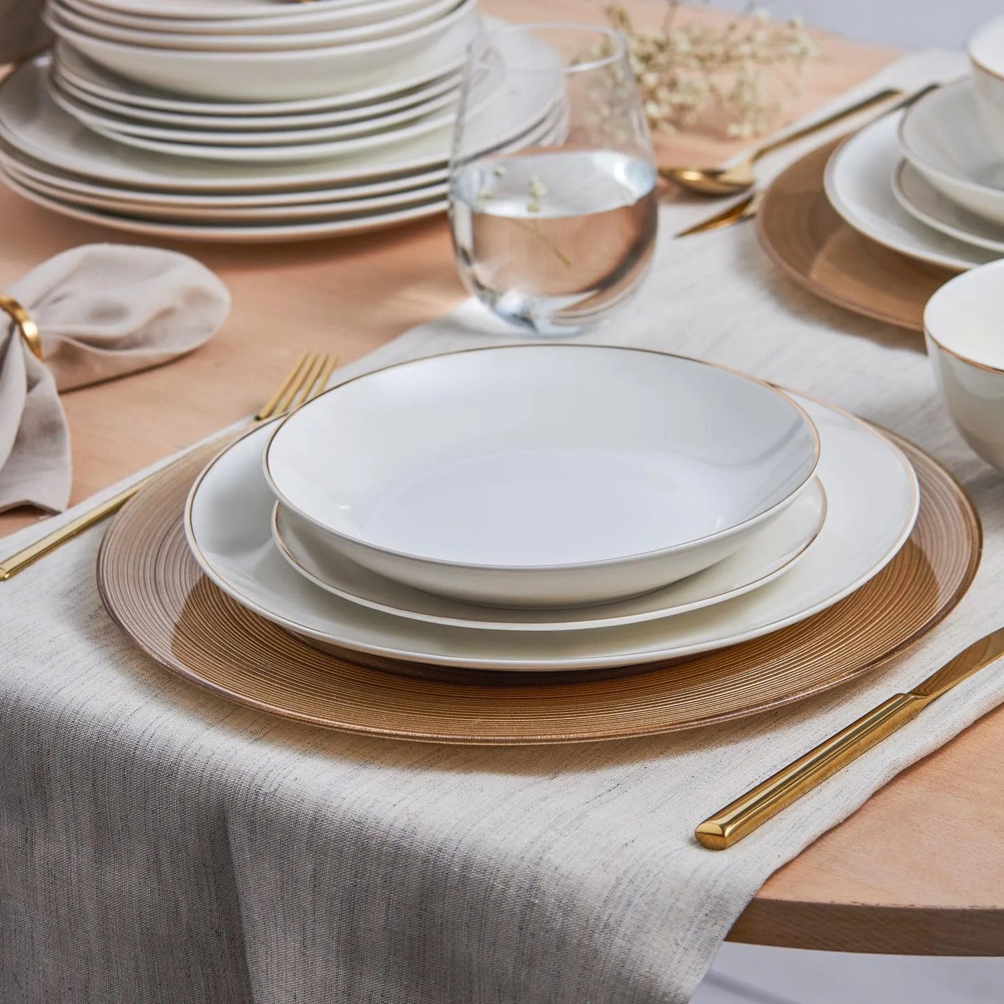 Karaca Leon Gold 24 Parça 6 Kişilik Porselen Yemek Takımı-Yemek Takimi-Prenseshome Leyweg-Prenseshome Leyweg