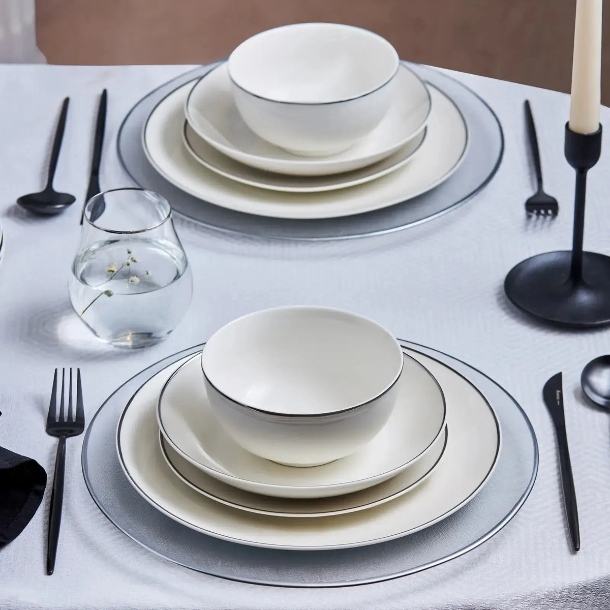 Karaca Leon Platin Serisi – 6 Kişilik 24 Parça Modern Yemek Seti-Yemek Takimi-Prenseshome Leyweg-Prenseshome Leyweg